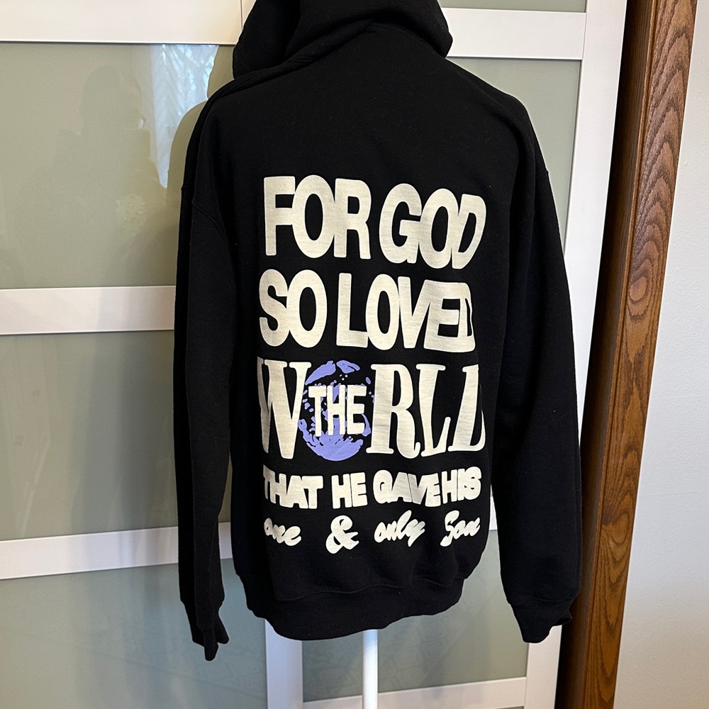 Women's Jesus Loves you black hoodie